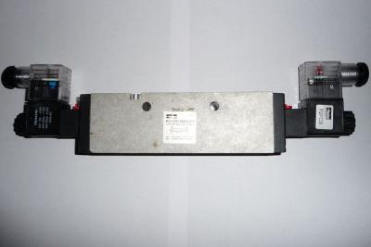 Rozdzielacz Parker 5/3